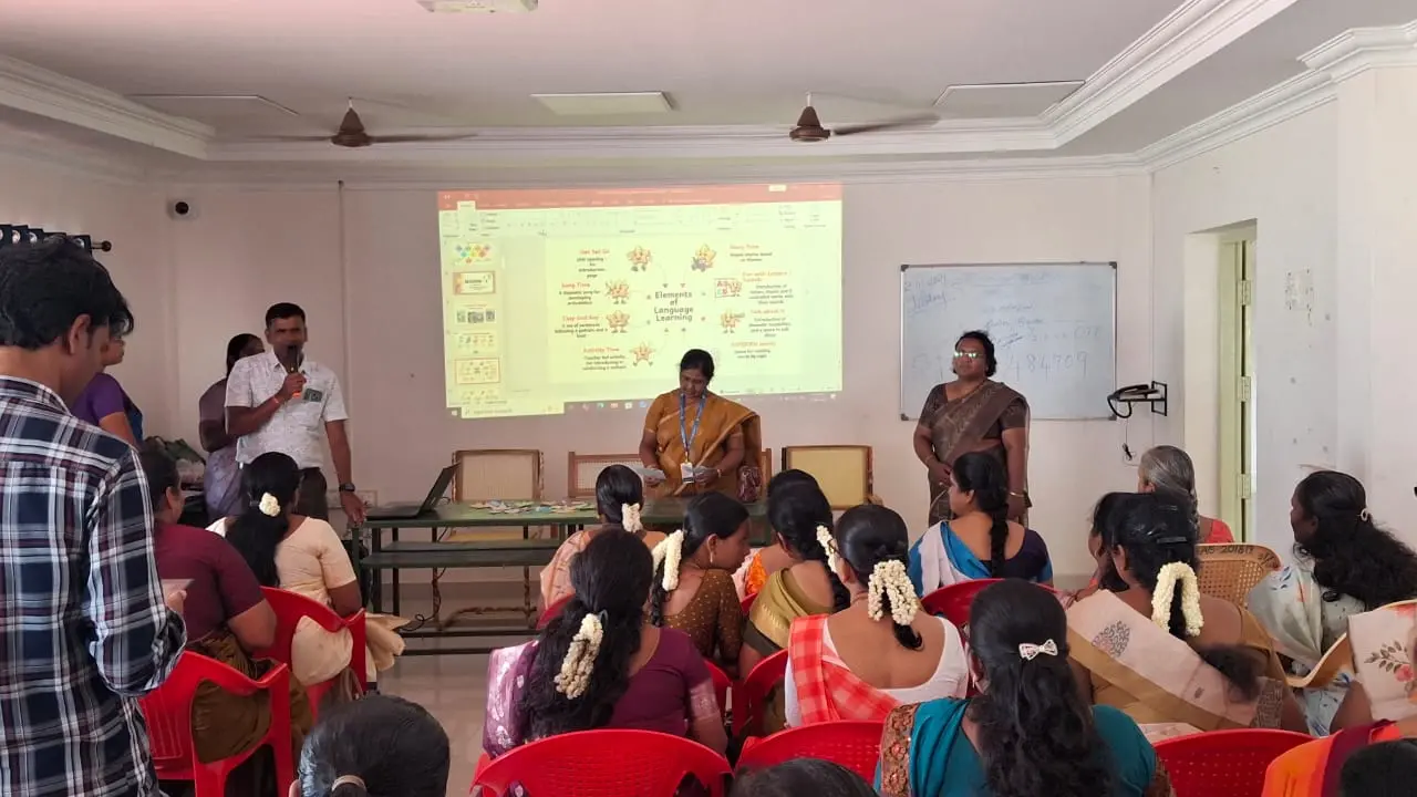 Mr. M. Mayilsamy, Vice Principal, delivered the welcome address to the Respected Chief Educational Officer during the Block-Level Training Programme on the New Textbooks for Classes 1 to 3.