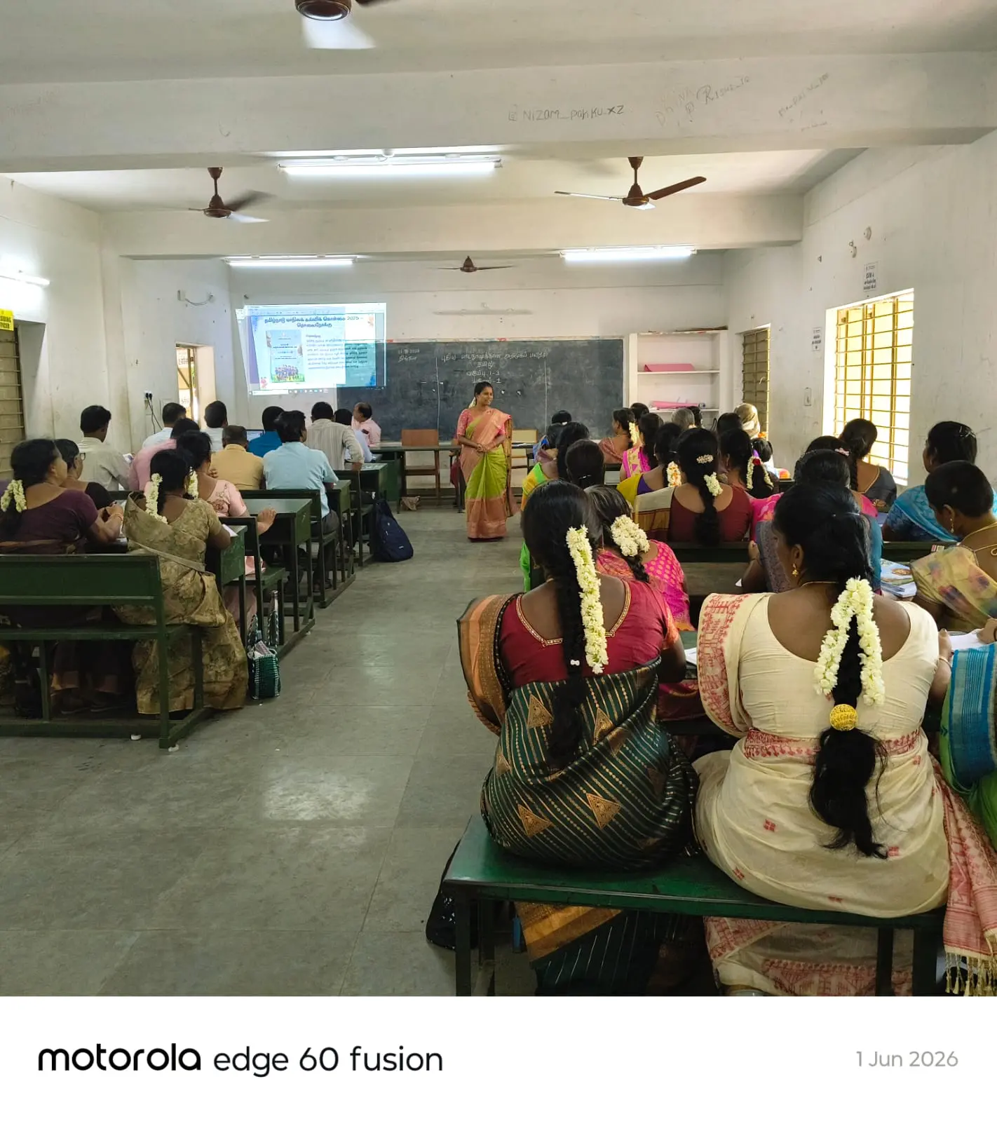 Mrs. G. Sasikala, Leacturer inaugurating the Block-Level Training Programme on the New Textbooks for Classes 1–3 at Pennagaram Block.