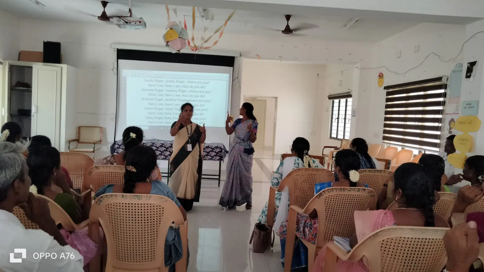 Mrs. Thenmozhi, SGT, PUPS Echanampatti,served as the SRP and handled the English, session during the District-Level Training Programme on the New Textbooks for Classes 1 to 3.