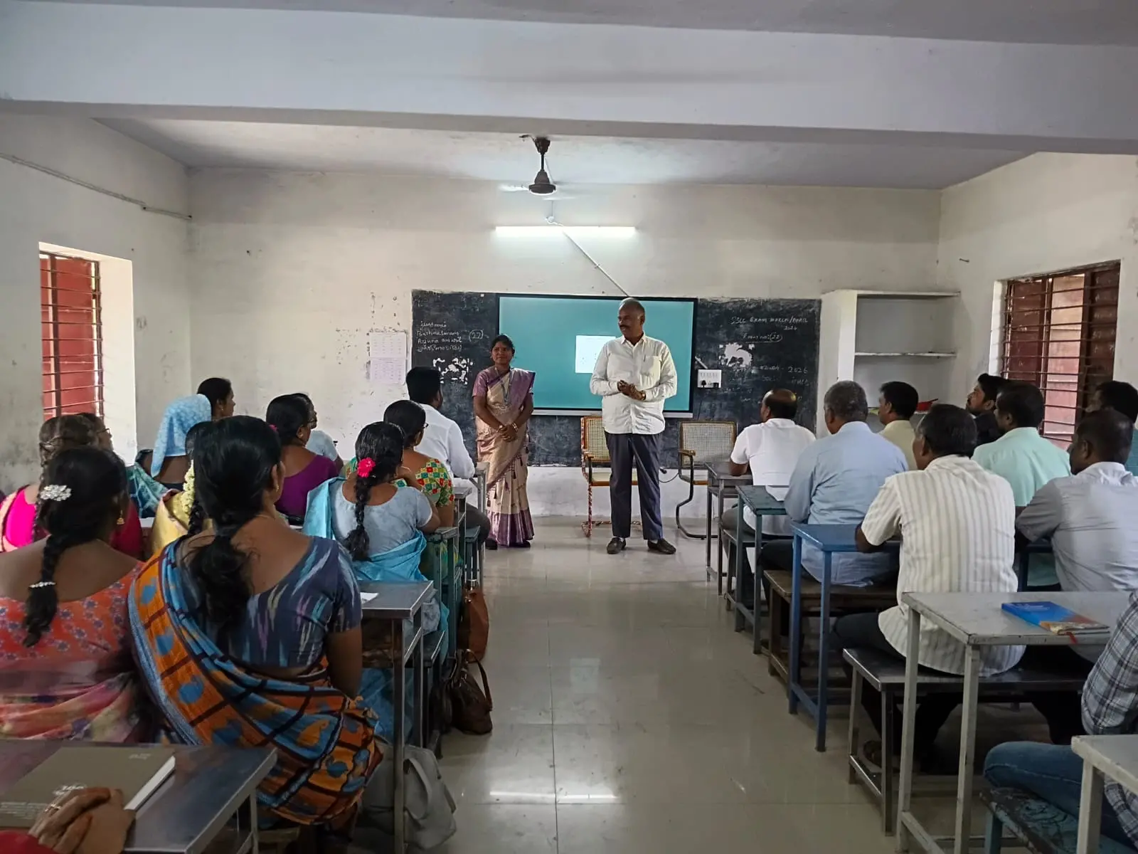 The Respected District Educational Officer (DEO) and Block Educational Officer (BEO) visited the Block-Level New Textbook Training Programme for Classes 1 to 3 at Harur Block and delivered t